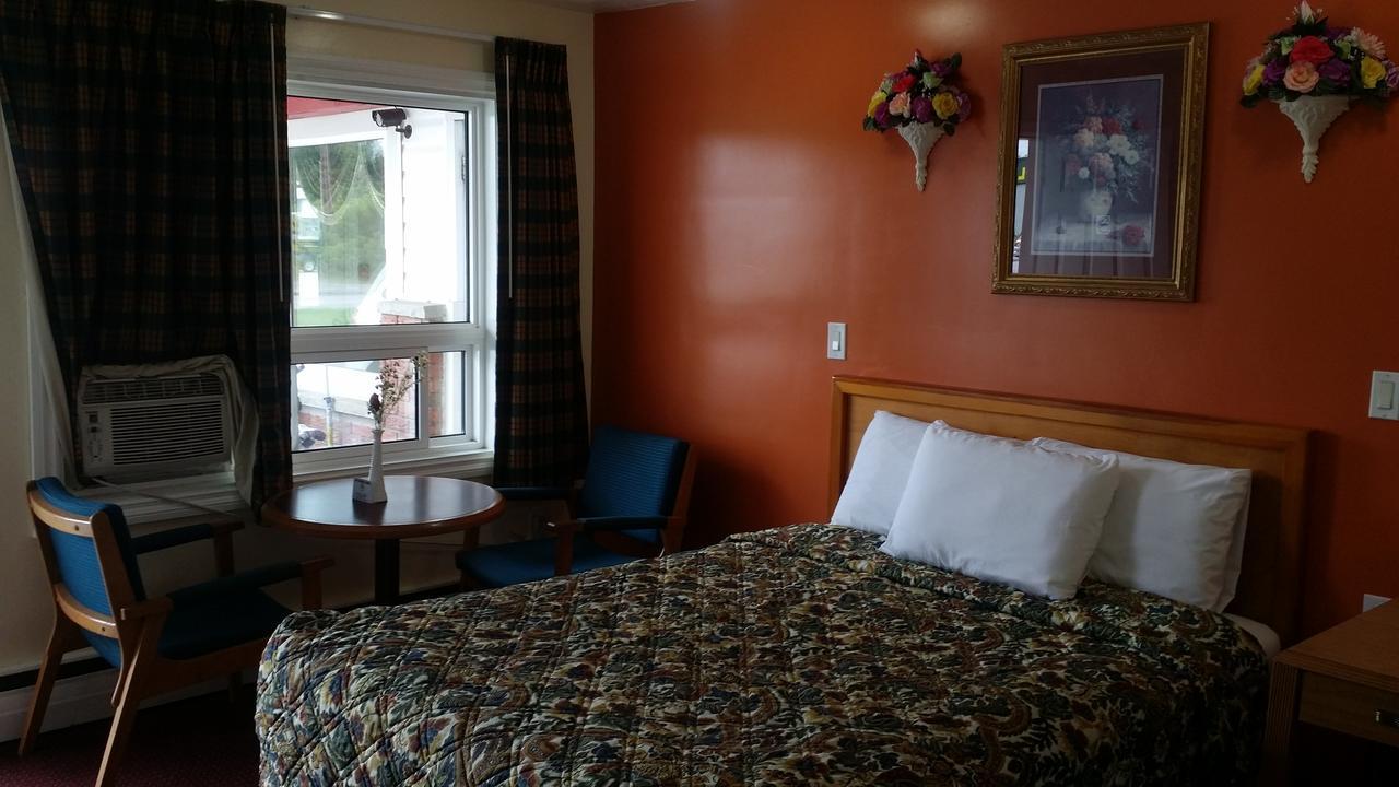 River Mist Inn Sturgeon Falls Kültér fotó